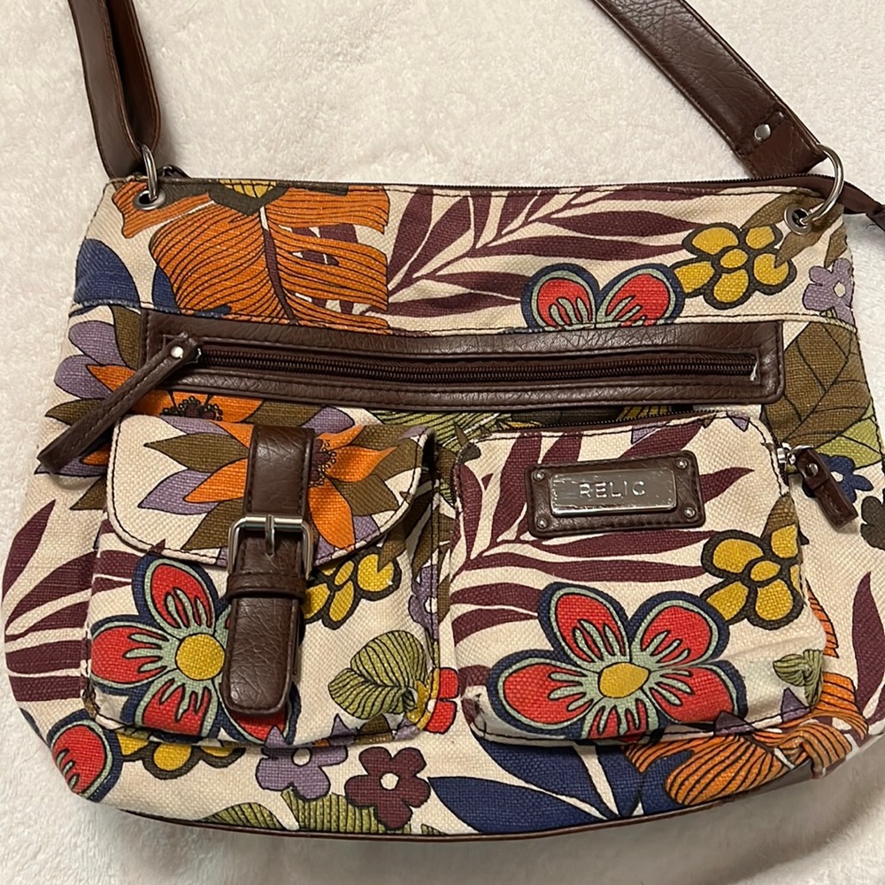 Relic Women’s Purse.  Excellent Condition
